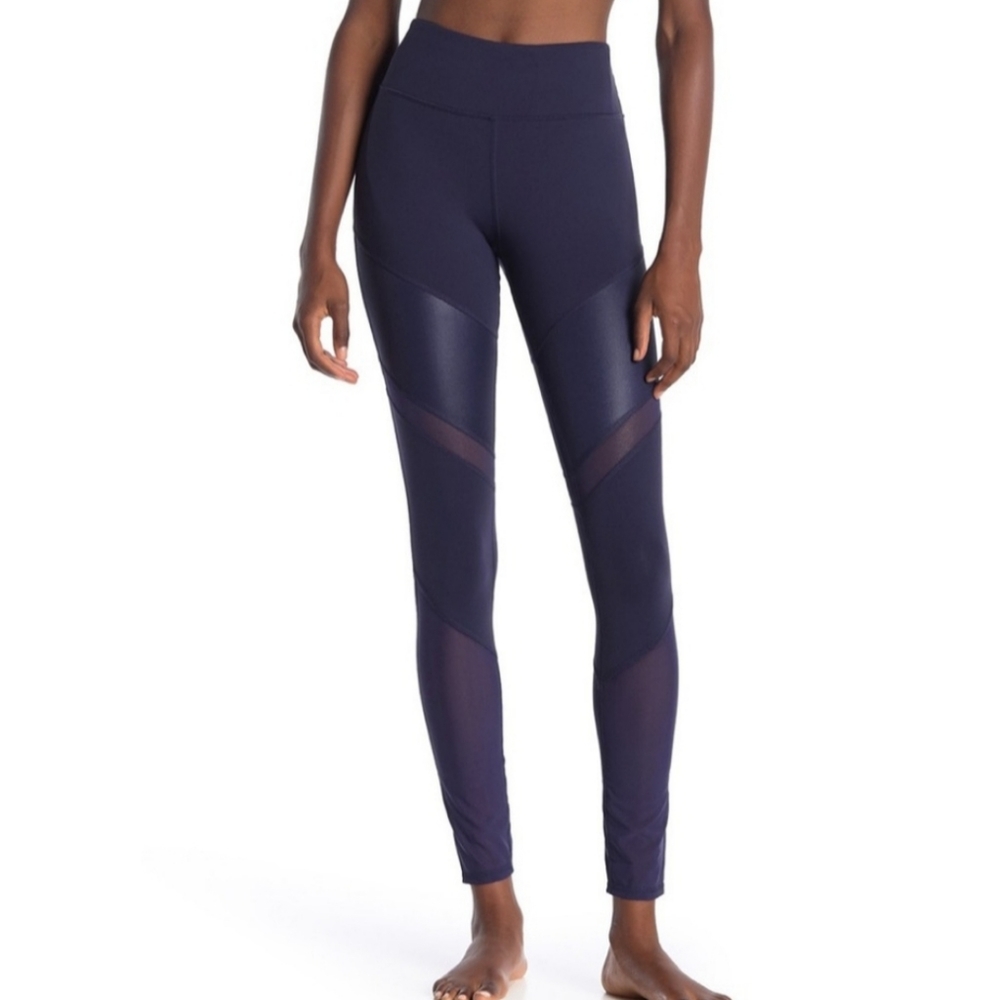 Alo Yoga Sheila leggings size small